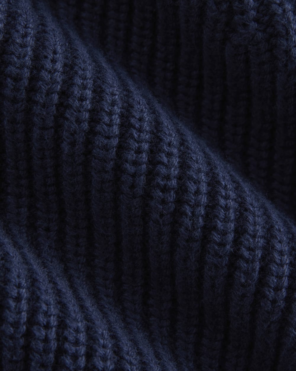 Ribbed V-Neck Vest in Everyday Cotton | Navy - Image 7