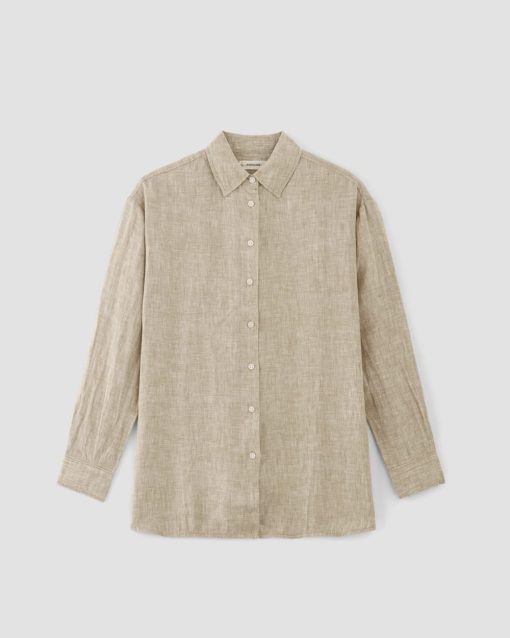 Alternative view of The Boyfriend Shirt in Linen | Cornstalk Chambray