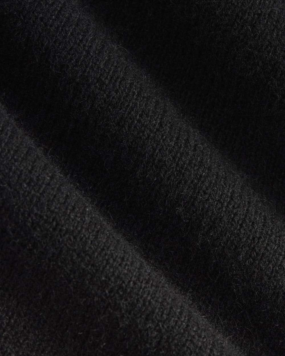 The Boxy Crew in Cashmere | Black - Image 9