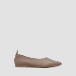 Alternative view of The Day Glove in Narrow Fit | Mocha