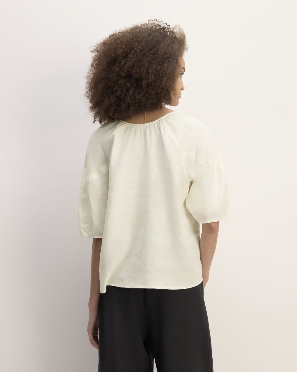 The Scoop Top in Linen | Bone - Image 6