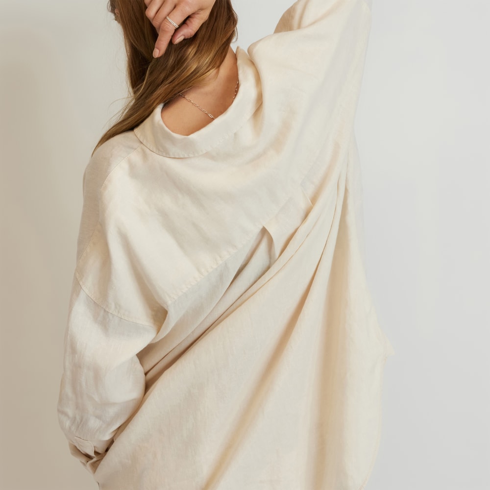 The Way-Long Linen Shirt | Canvas - Image 6