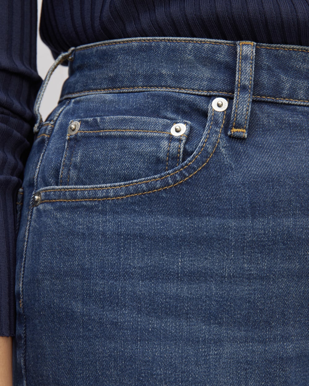 The Cheeky Hourglass Jean | Vintage Dark | 26.5 Inseam - Image 4