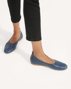 Alternative view of The Day Glove in Narrow Fit | Navy