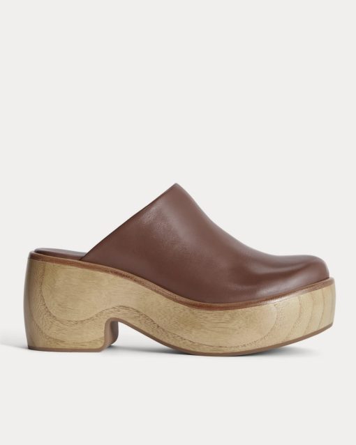 The Wooden Puffa Clog | Rum