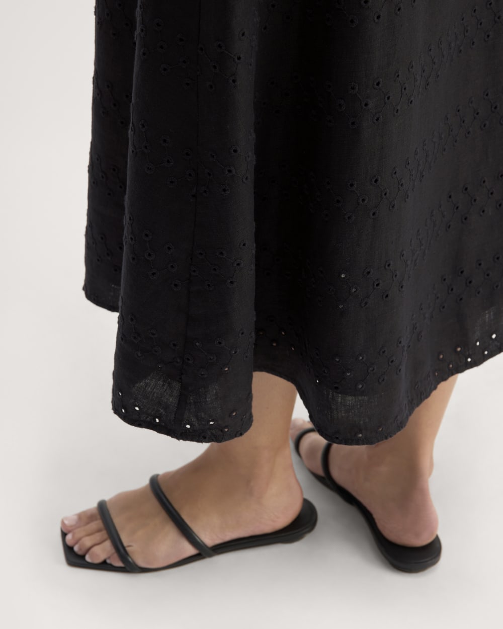 The Linen Eyelet Midi Skirt | Black Eyelet - Image 5