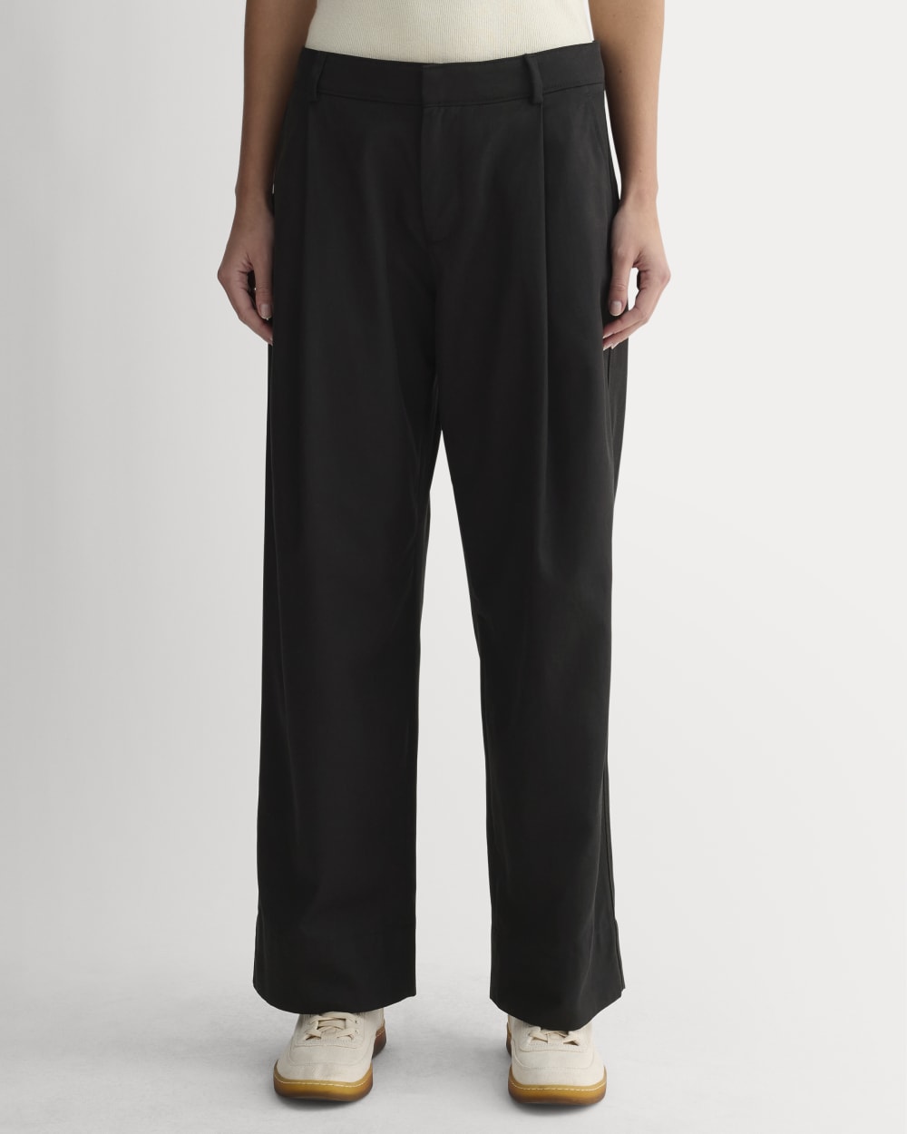The Low-Rise Chino | Black - Image 3