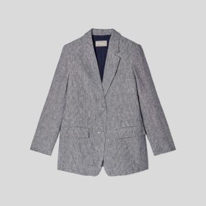 Alternative view of The Oversized Blazer in Linen | Canvas Tan / Navy