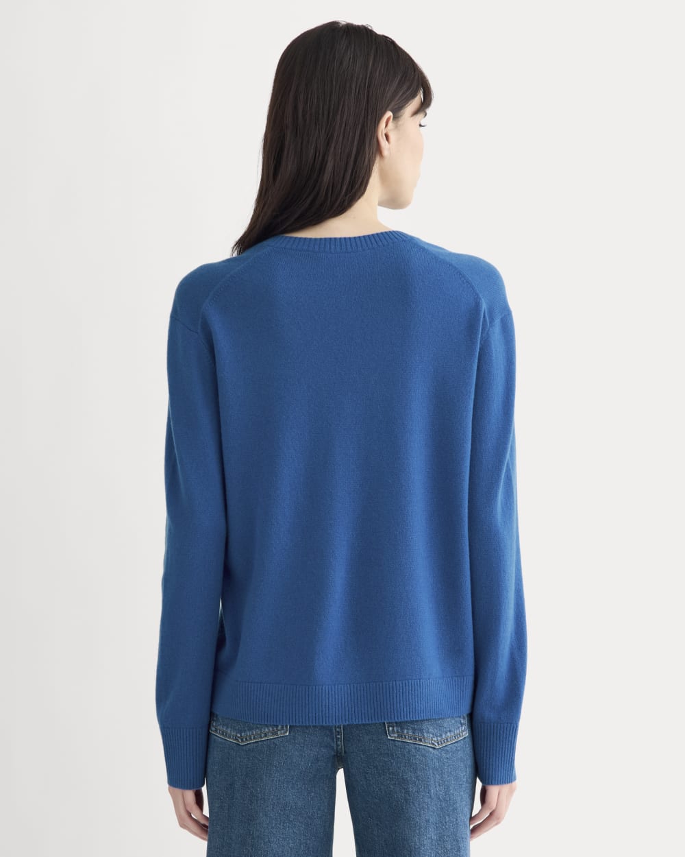 The Classic V in Cashmere | Classic Blue - Image 7