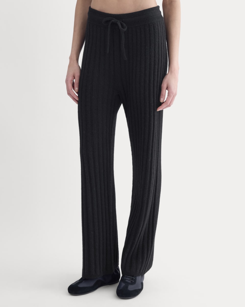 Straight-Leg Pant in Wool Cashmere | Black - Image 3