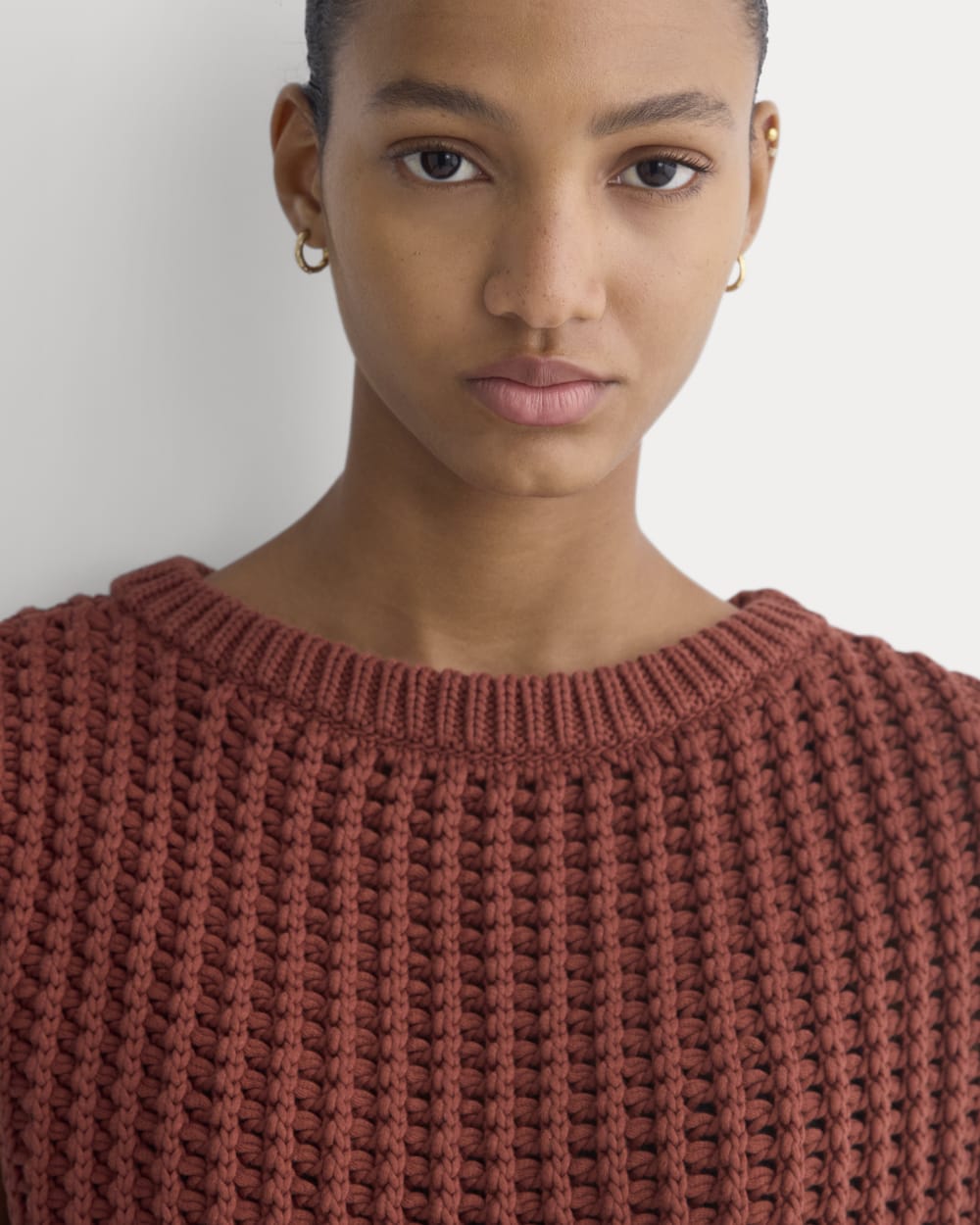 Open-Knit Tunic Vest in Elevated Cotton | Henna Red - Image 5
