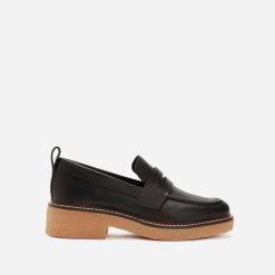 Alternative view of The Gum Sole Penny Loafer | Black