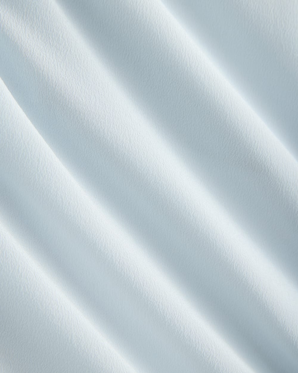The Boxy Shirt in Washable Silk | Skywriting - Image 6