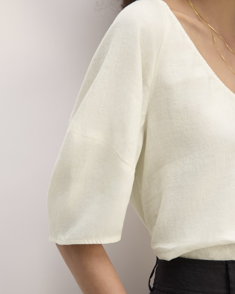The Scoop Top in Linen | Bone - Image 5