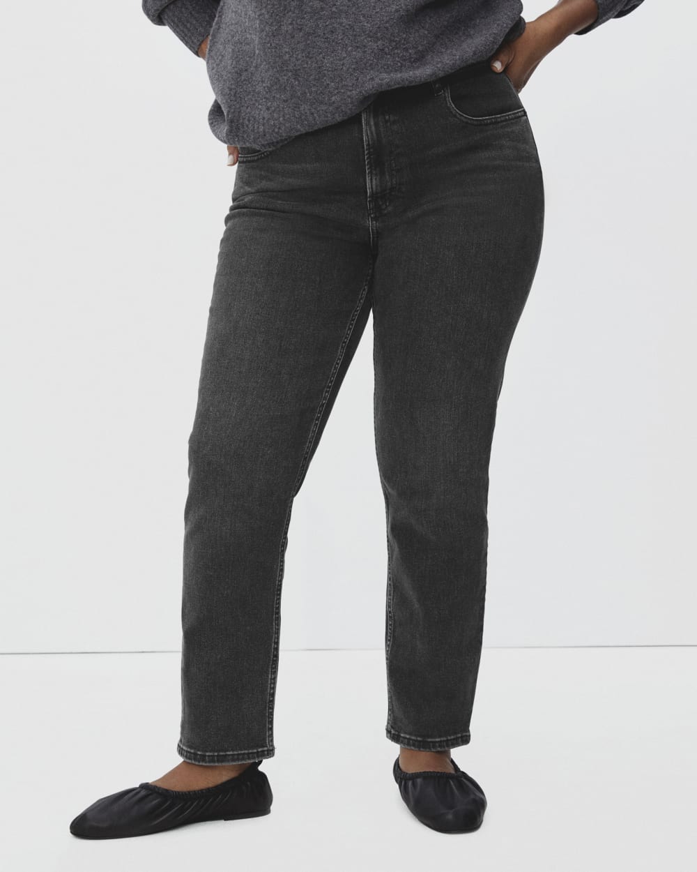 The Curvy Cheeky® Straight Jean | Washed Black | 28.5 Inseam - Image 3
