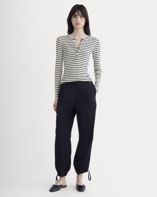 The Chino Jogger in Buttersoft | Black