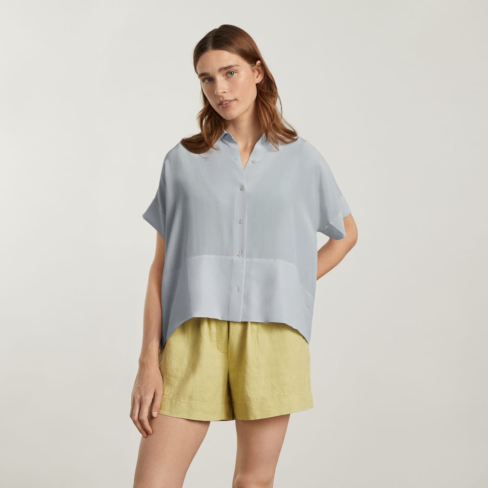 The Boxy Shirt in Washable Silk | Sky - Image 2