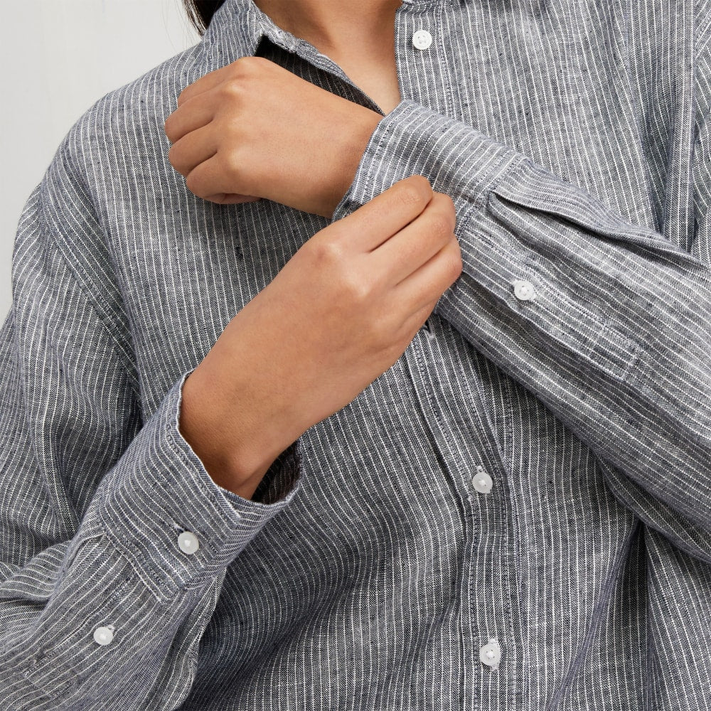 The Must-Have Shirt in Linen | Canvas Tan / Navy - Image 5