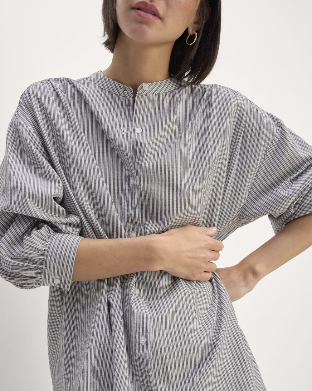 The Gauze Oversized Shirt | White / Black - Image 4
