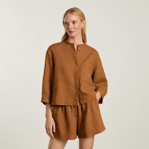 Alternative view of The Linen Billow Blouse | Tawny Brown