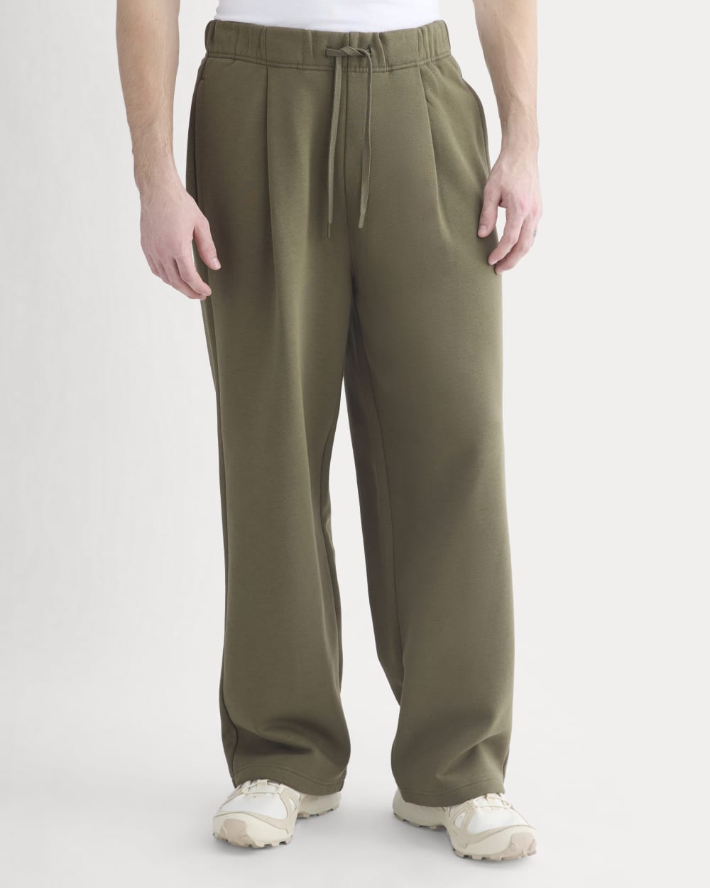 Luxe Fleece Pleated Sweatpant | Olive Night - Image 4