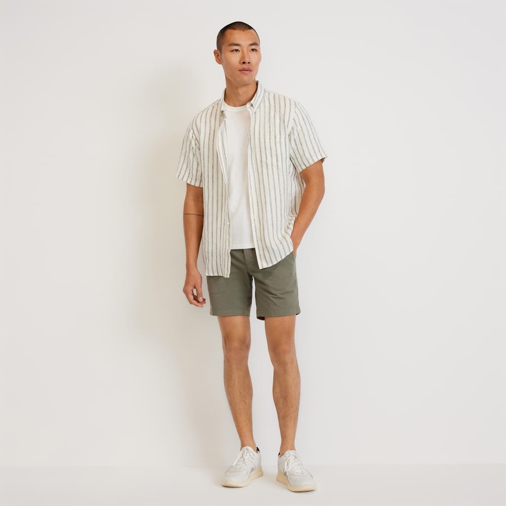 The Classic Short-Sleeve Shirt in Linen | Black / Canvas Tan - Image 6