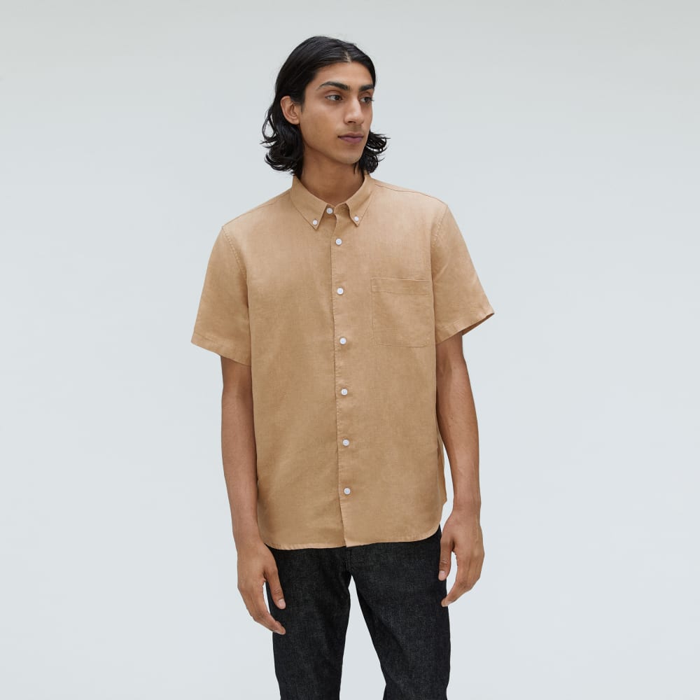 The Classic Short-Sleeve Shirt in Linen | Iced Coffee - Image 2