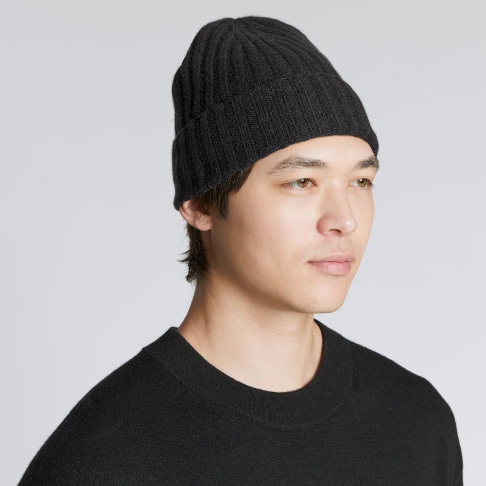 The Cashmere Beanie | Black - Image 3