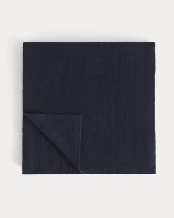 Alternative view of The Cabin Scarf | Navy