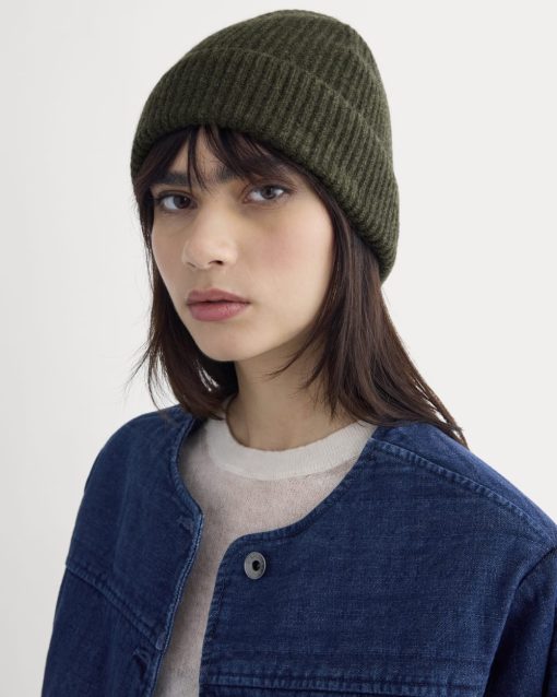 Alternative view of The Cashmere Ribbed Beanie | Heather Beech