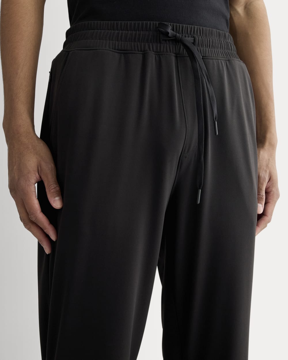 The Off-Duty Tech Jogger | Black - Image 4