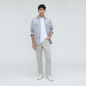 Alternative view of The Classic Straight Jean | Sand